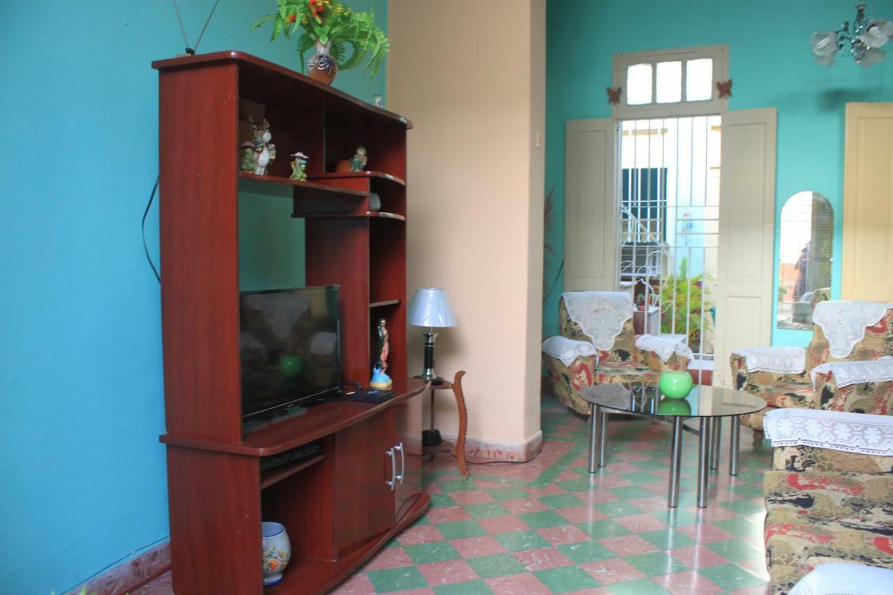 Hotel Hostal Manzzanares Camaguey Esterno foto